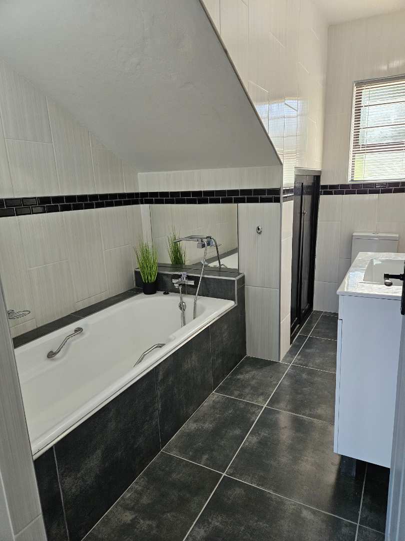 To Let 3 Bedroom Property for Rent in Colchester Eastern Cape